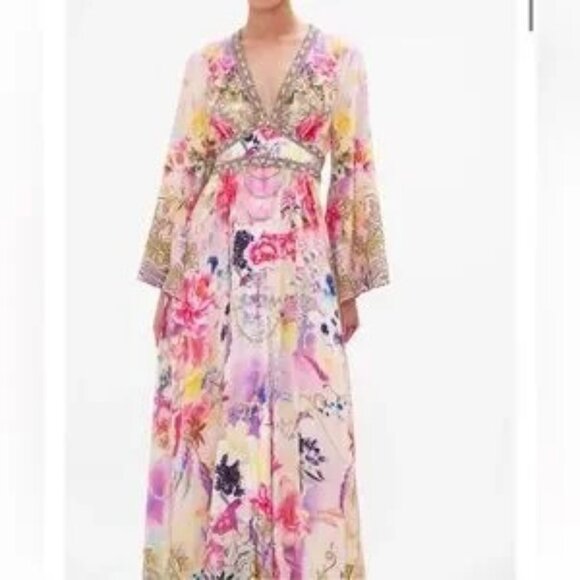 CAMILLA KIMONO SLEEVE DRESS WITH SHIRRING DETAIL - SONIC SYMPHONIES - Picture 3 of 13